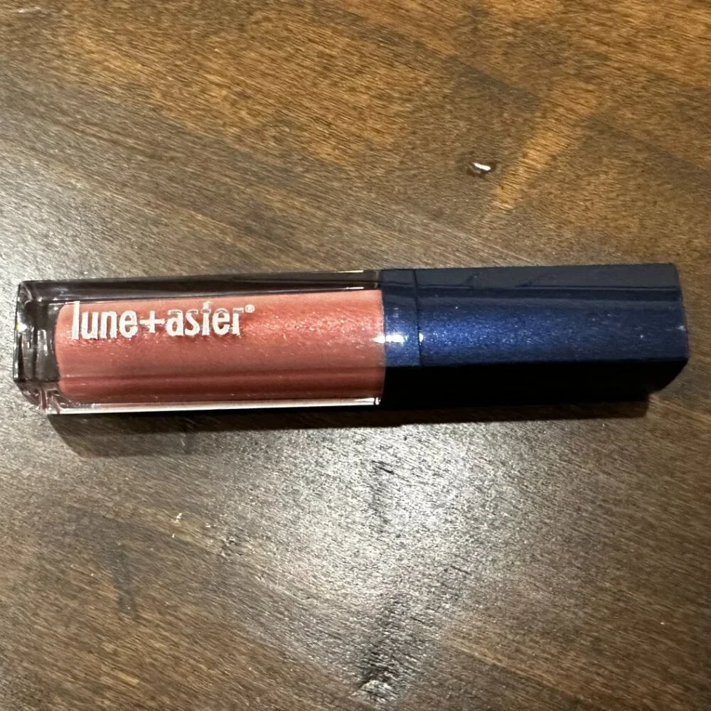 Lune+Aster Vitamin C+E Lip Gloss VLOGGER 0.17 oz NIB